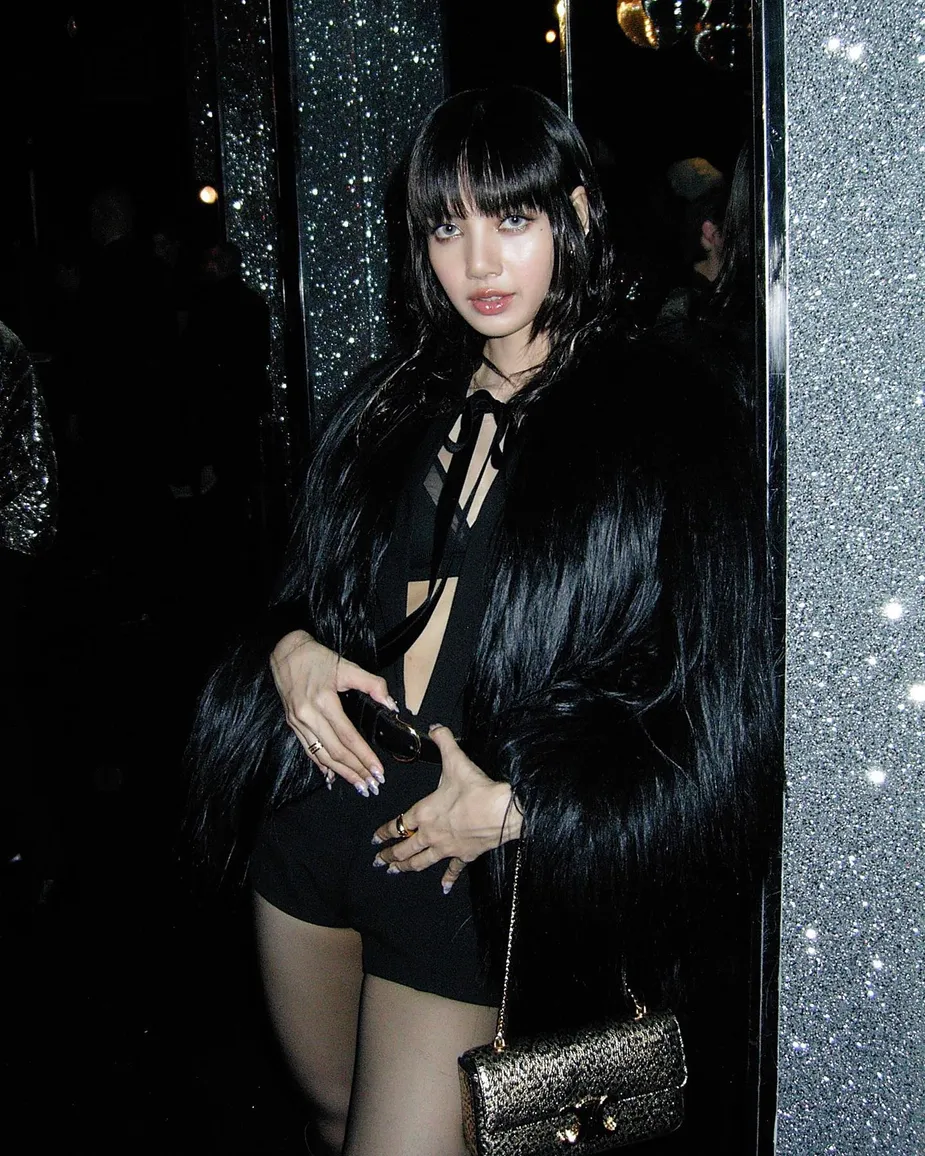 Парень лисы из blackpink 2024. Lisa айдол. Парень лисы из blackpink 2024. Парень лисы из blackpink 2024. Lisa blackpink 2022.
