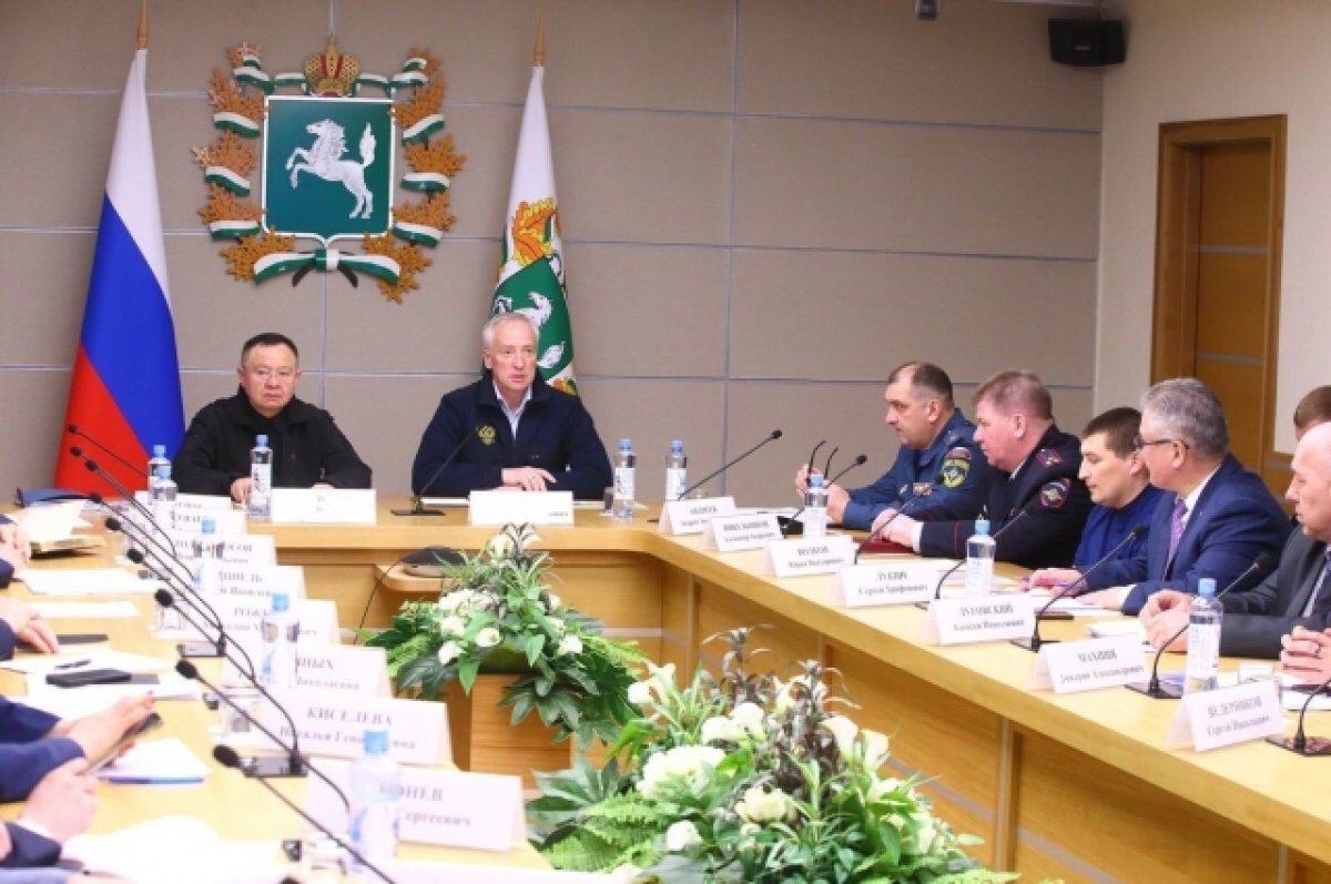    Глава Минстроя РФ высоко оценил работу томских властей по борьбе с паводком