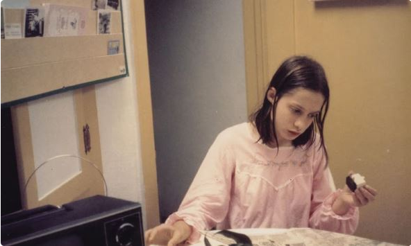 Фото: кадр из документального фильма про Джинни