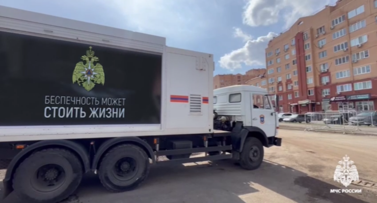    В Оренбуржье прибыли пять мобильных комплексов информирования и оповещения населения Кристина Просвиркина