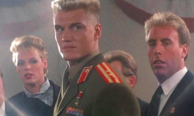   Некоторые стрижки и укладки, которые были когда-то популярны, стоит забыть как страшный сон.-3