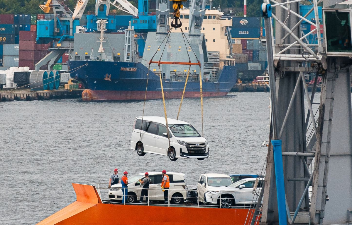 Опять автомобильные санкции против РФ, или «хрен вам, а не масло» |  Бензиновая Голова | Дзен