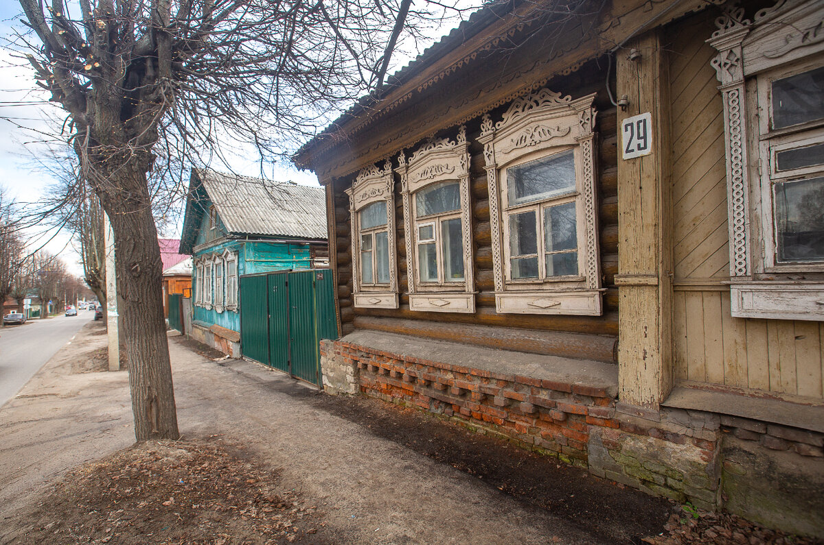 Открываем Подмосковье: деревянные домики и наличники города Бронницы. Ярко,  красиво, колоритно | Уникальная Россия | Дзен