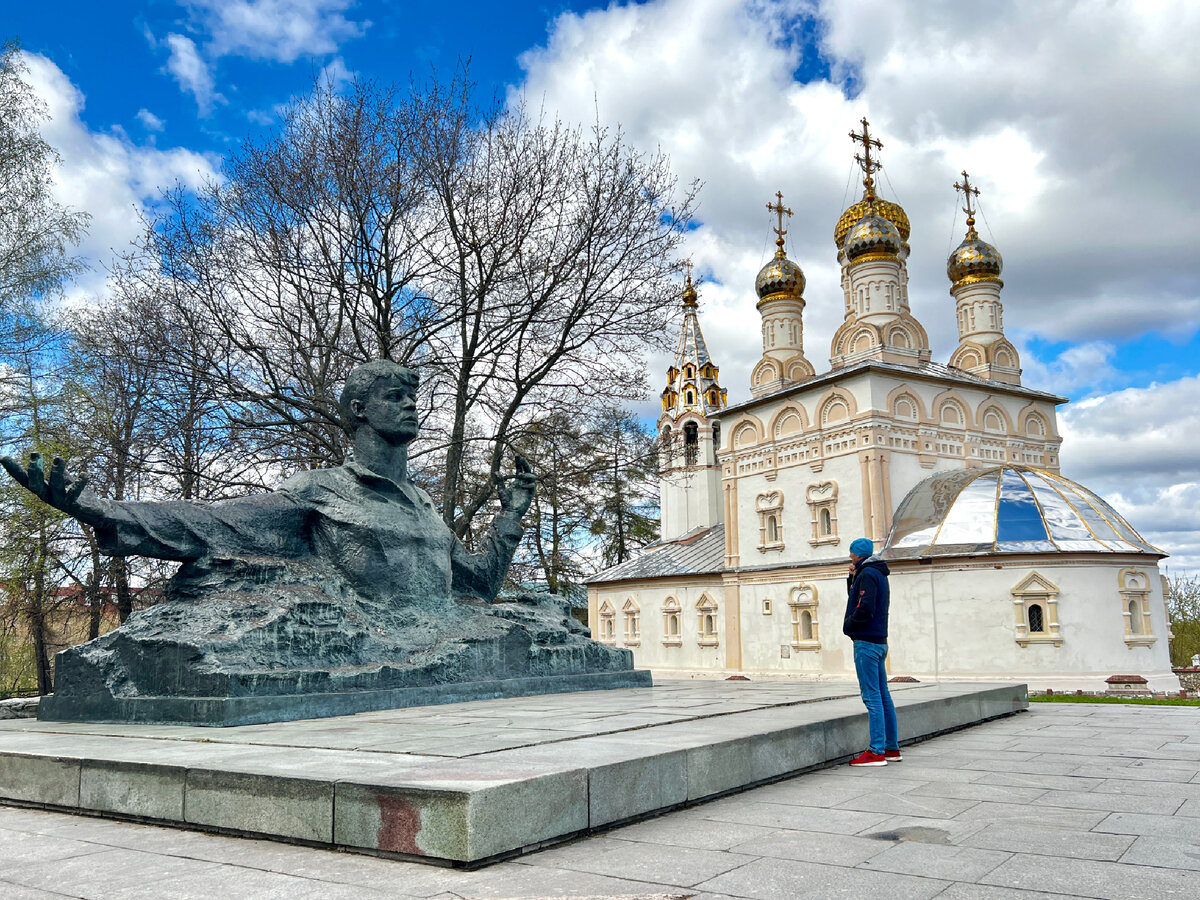 К трём городам русским: Впечатления первого дня. Ужин в 