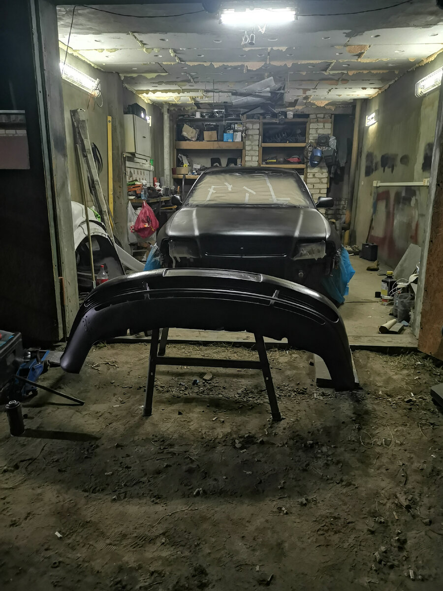 Поехали все закупили, маляра мы еще те, по этому после мойки, тачку замаматовали, хотя странно она же и так матовая )