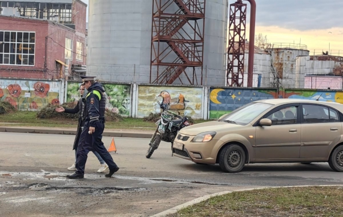    В Ярославле в ДТП попал мотоцикл