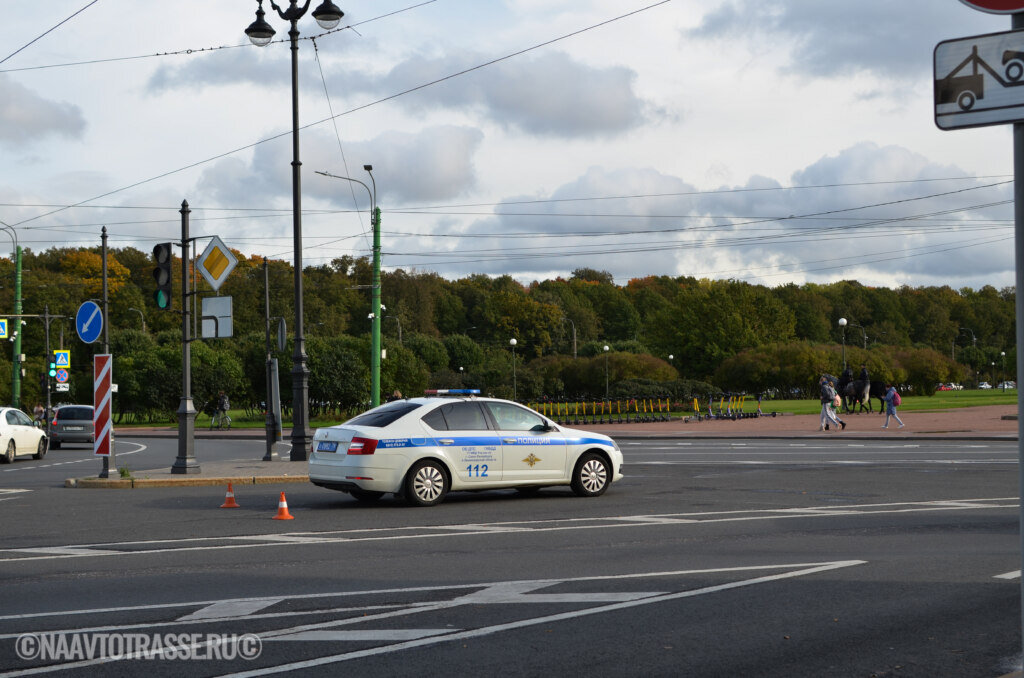 Многие автовладельцы считают, что катализатор — это просто кусок металла с керамикой и при выходе из строя его просто удаляют. Эта деталь стоит немало, замену ее редко производят.