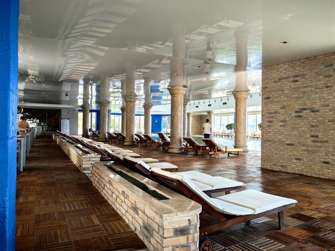 Главный бассейн 0+