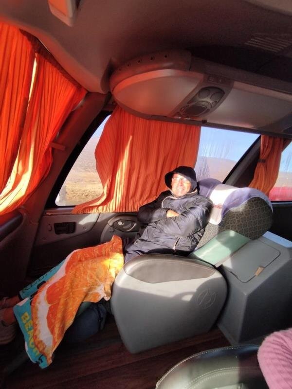 Это уже утро, солнце вышло, стекла плачут