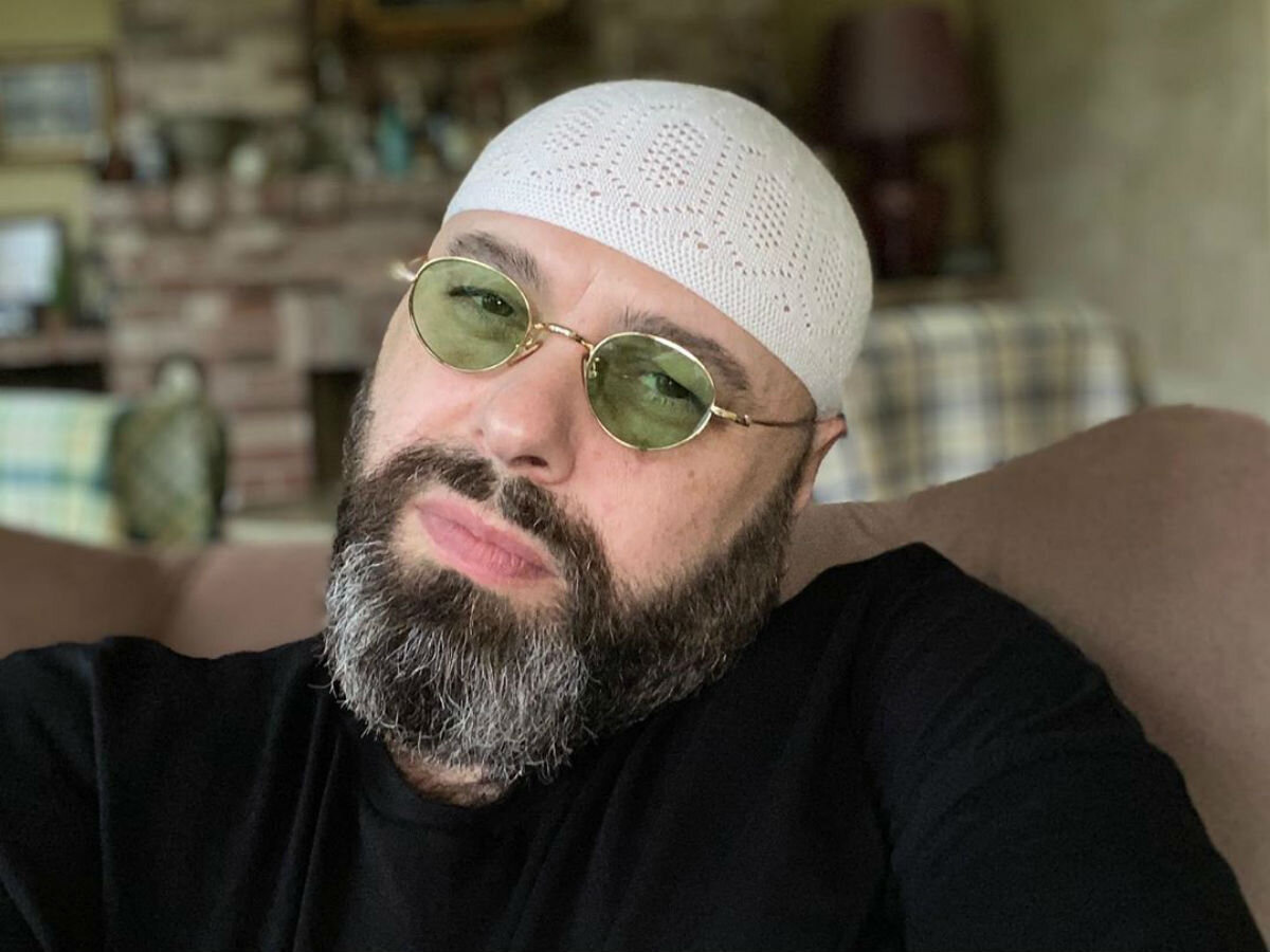 Маэстро Фадеев мог забыть про те песни, которые мы здесь описали, уже в силу возраста...