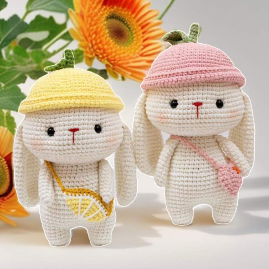 Зайки Лимон и Персик вяжем крючком