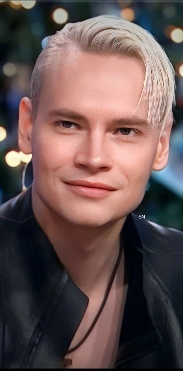 Ярослав Дронов (SHAMAN)