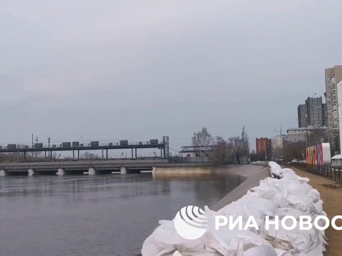    Рост уровня воды в реке Тобол в районе Кургана© РИА Новости