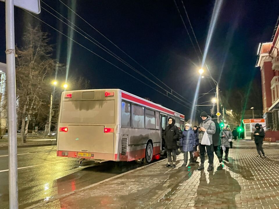    Общественный транспорт. Источник: Виталий Барабаш/"Толк"