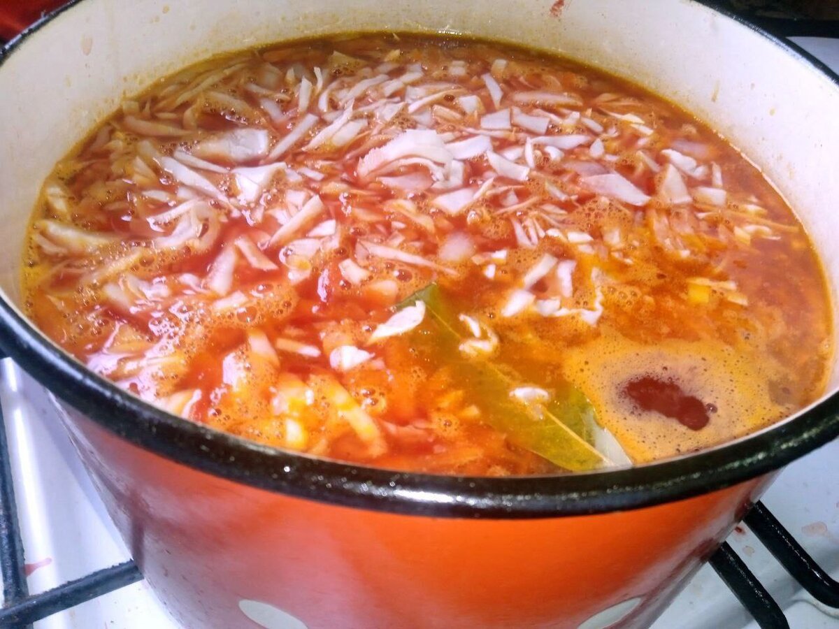 У каждой хозяйки борщ имеет свой особенный вкус благодаря секретным добавкам 