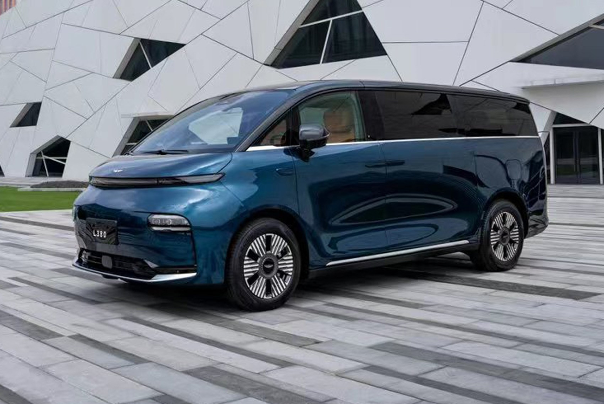 Премьера нового роскошного минивэна LEVC L380 от Geely на глобальном рынке  | Auto People | Дзен