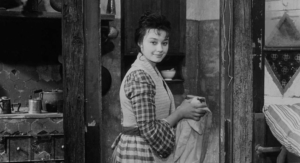 Рафаэлла Карра в фильме "Товарищи" 1963 год