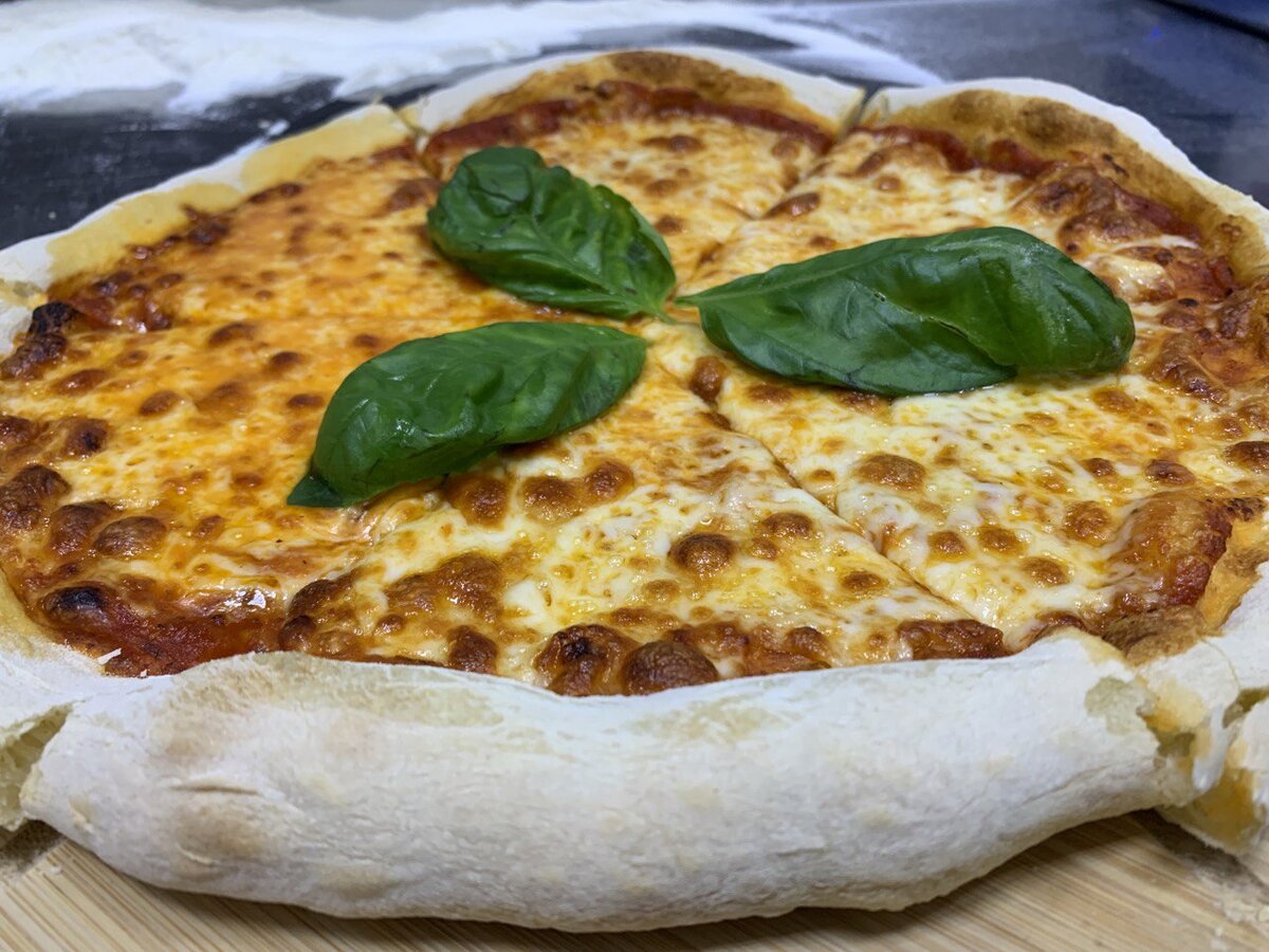 Пицца "Маргарита" © кафе «Феличита»