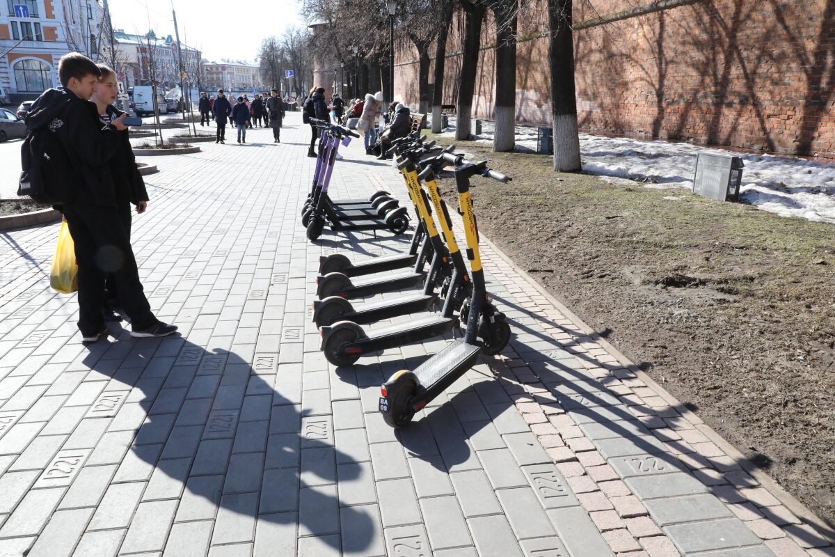    В четырёх местах города катание запрещено