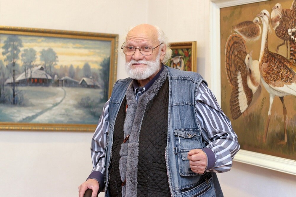    Олег Отрошко: Чтобы пересмотреть все мои рисунки, потребуется неделя, потому что их очень много. / Ирина Штольба