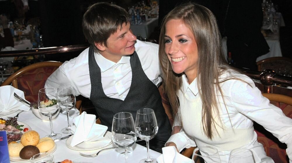 Аршавин и Барановская сначала производили впечатление счастливой пары.