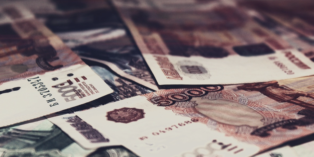 Могут ли арестовать счета и списать деньги без уведомления? Как работают коллекторы в рамках закона