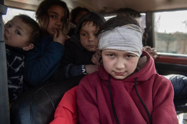 © РИА Новости Перейти в фотобанк
Сотрудники Росгвардии охраняют освобожденный Мелитополь