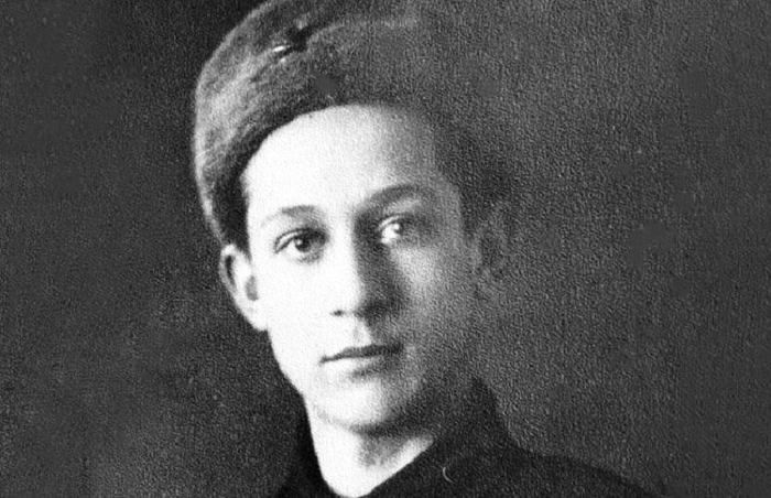 Разведчик и будущий космонавт Феоктистов Константин Петрович в 1942 году