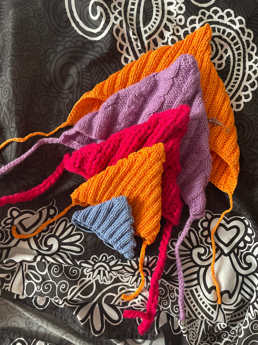 Снимаю о своих изделиях. Заказать можно в телеграм