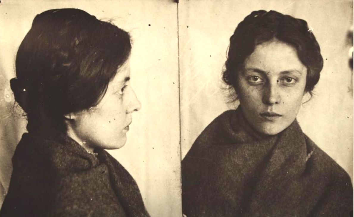 Мария Алексеевна Прокофьева в 1907-ом году. Фотографии из следственного дела Департамента полиции.