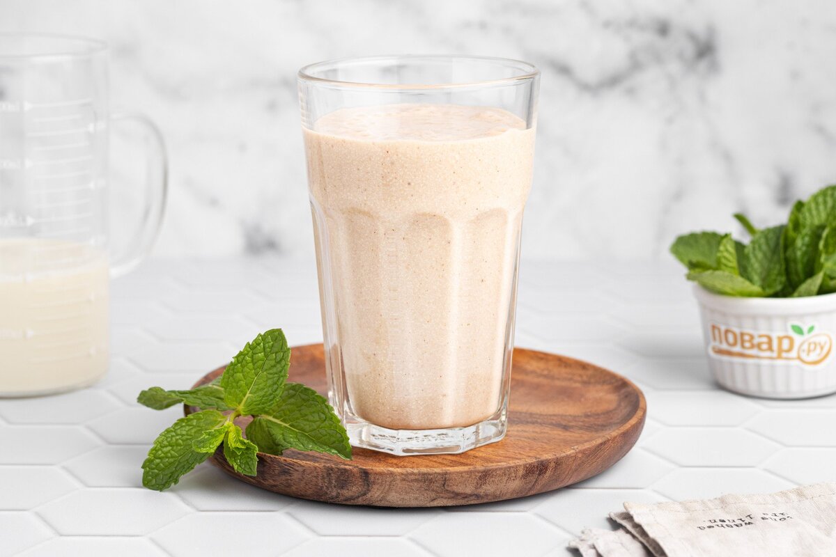 фото https://povar.ru/recipes/domashnii_proteinovyi_kokteil_na_noch-93629.html