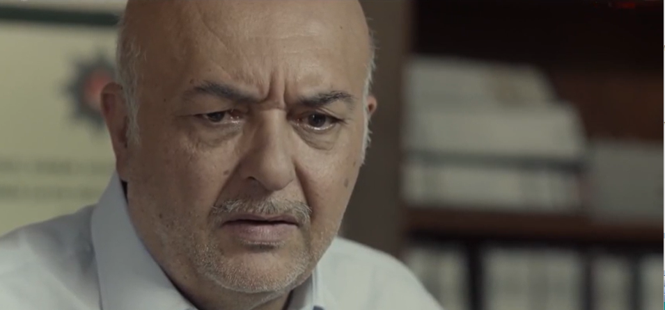 Комиссар /Сеттар Танрыоген (скрин кадра)