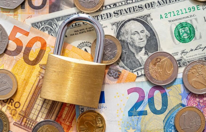    Глава ЦБ ЕС пошла против воли США. Как это связано с Россией?