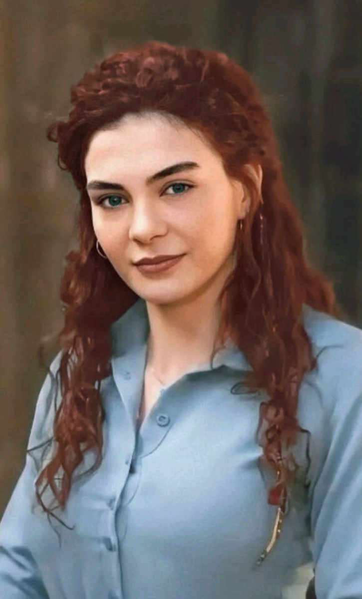 Анжела воодушевилась, ведь перелет должен был быть за счет фирмы. 