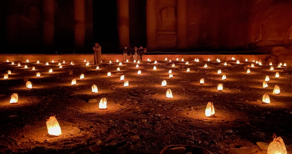 Иордания. Петра ночная. Загадочная и эмоциональная.