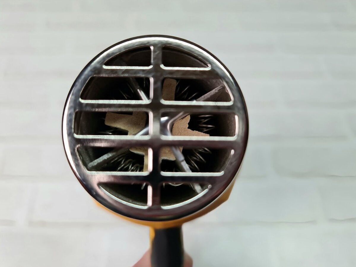 В этом обзоре познакомимся с техническим феном Denzel HGH-2000. Технические фены в народе еще называют «строительными».-7