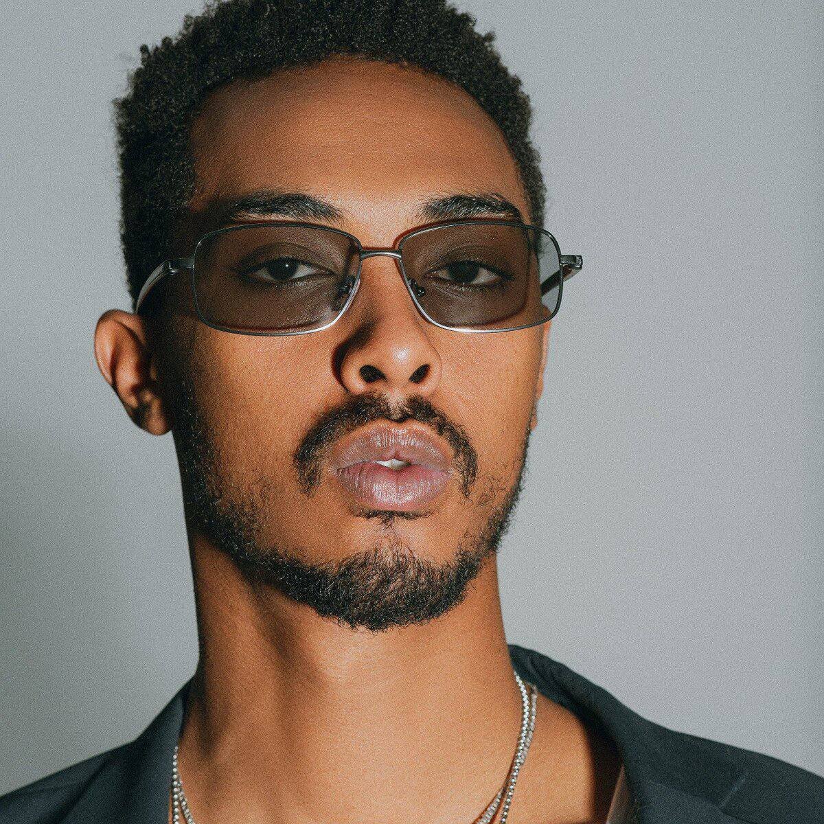 Овальное лицо