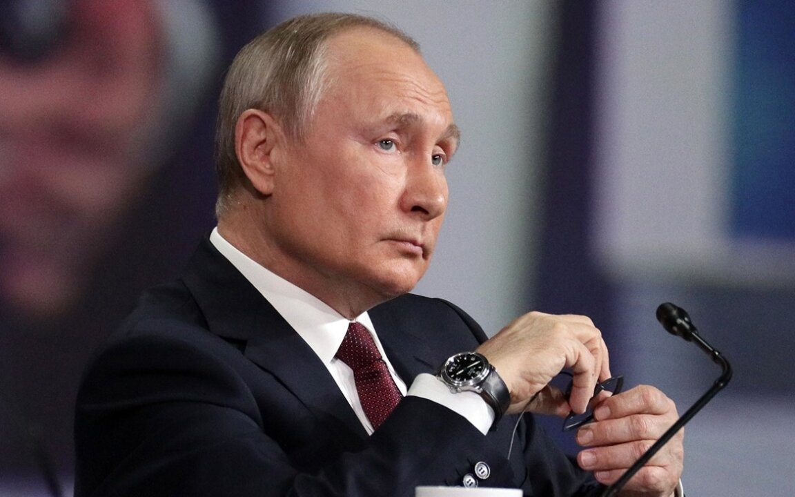    Песков объяснил, зачем Путин критиковал тюменского губернатора Моора