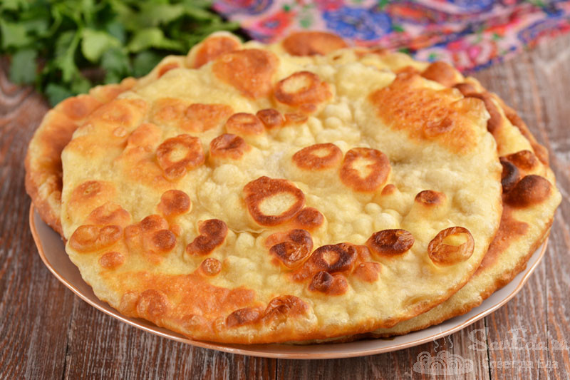 Быстрые лепешки из бездрожжевого теста (просто готовить и очень вкусно)