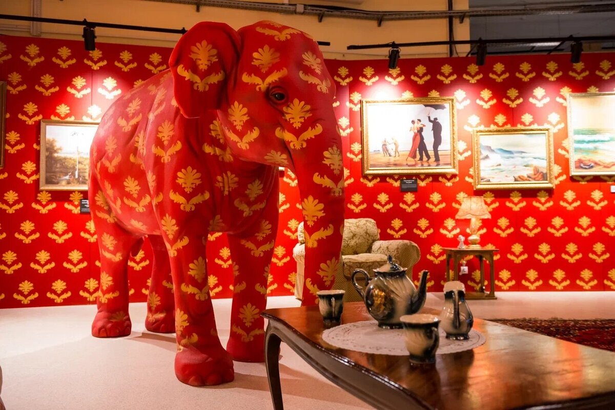 На фото: выставка «Найти Бэнкси» 21 павильон