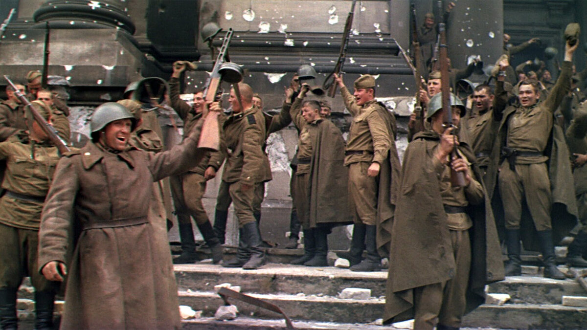 «Освобождение» (1968-1972 гг.).
Юрий Озеров/Мосфильм, Zespól Filmowy «Start», Avala Film, DEFA, Dino de Laurentiis Cinematografica, 1970 г.