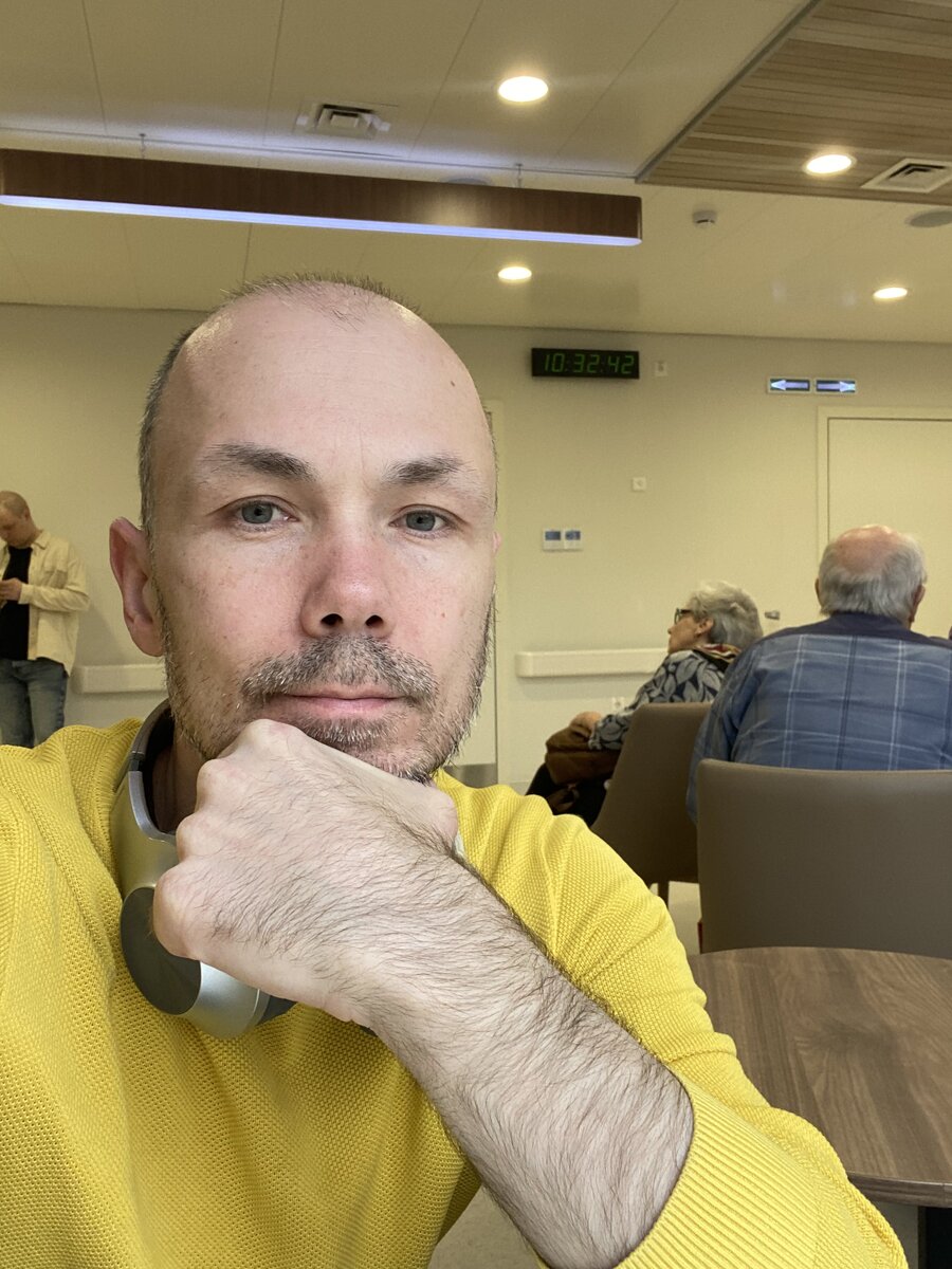 Сижу в очереди за направлением. Еще не знаю, что стандарты изменились…