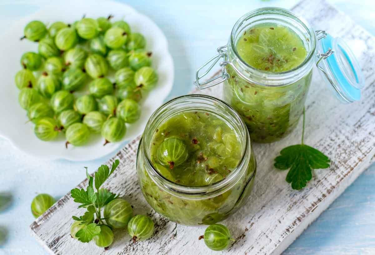 Варенье из зеленого крыжовника. Изумрудное варенье из крыжовника с вишневыми листьями. Лимонад крыжовник. Варенье для Пушкина.