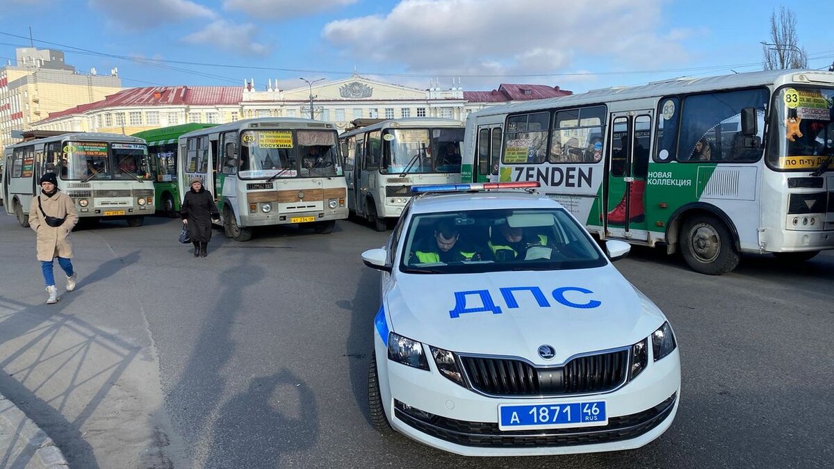 В Курске на пешеходном переходе 