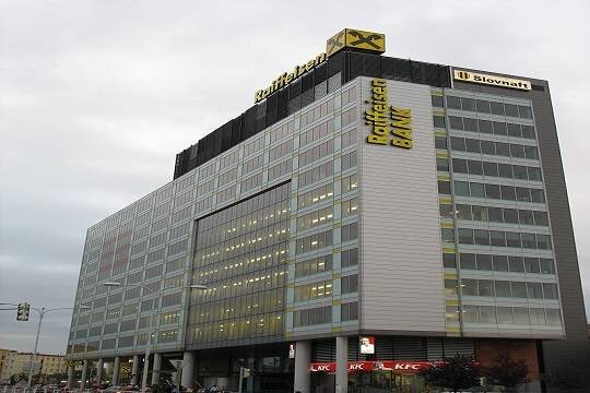    Raiffeisen Bank International заявил, что требования ЕЦБ могут отрицательно повлиять на его продажу