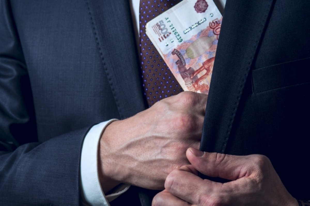    Как сержанту.