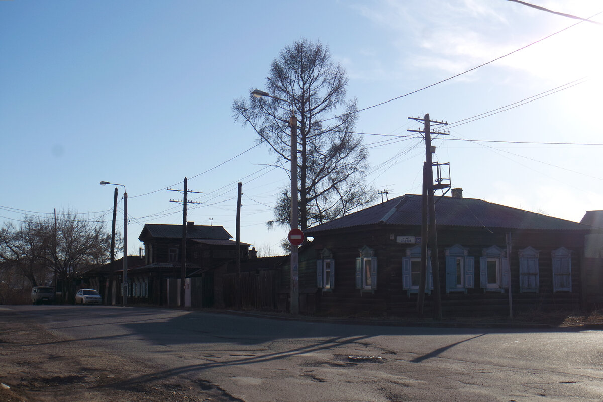 угол Провиантской и Седова (бывшей Летней-Байкальской)