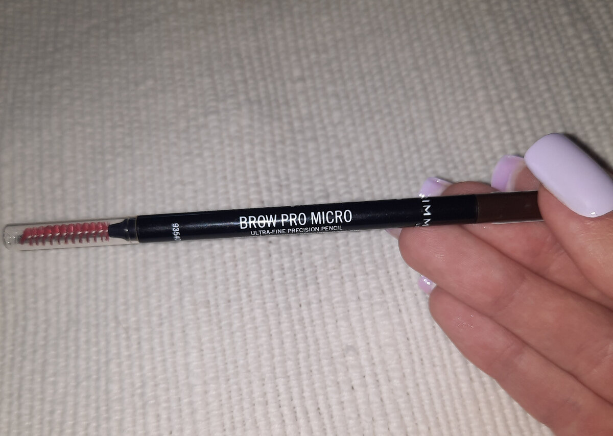 Карандаш для бровей 