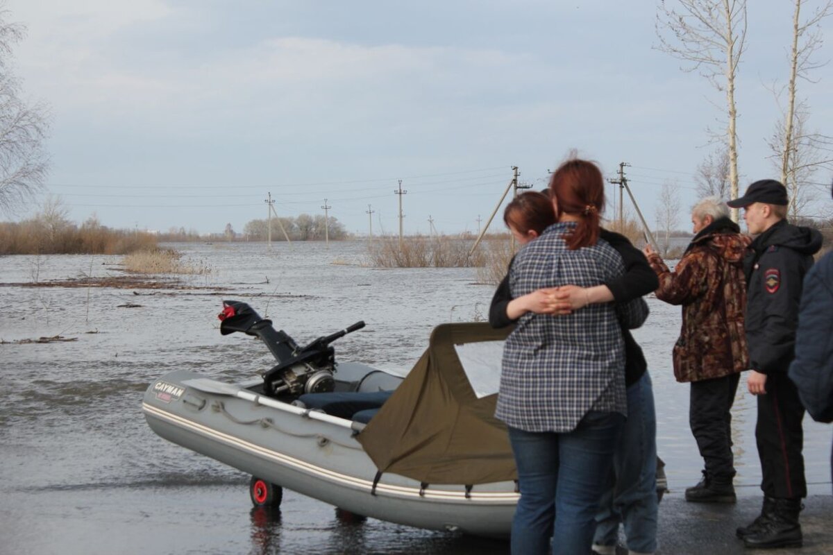 В Петропавловске паводок оставил без жилья более 2000 жителей.  Фото: ФедералПресс / Анастасия Куликовских