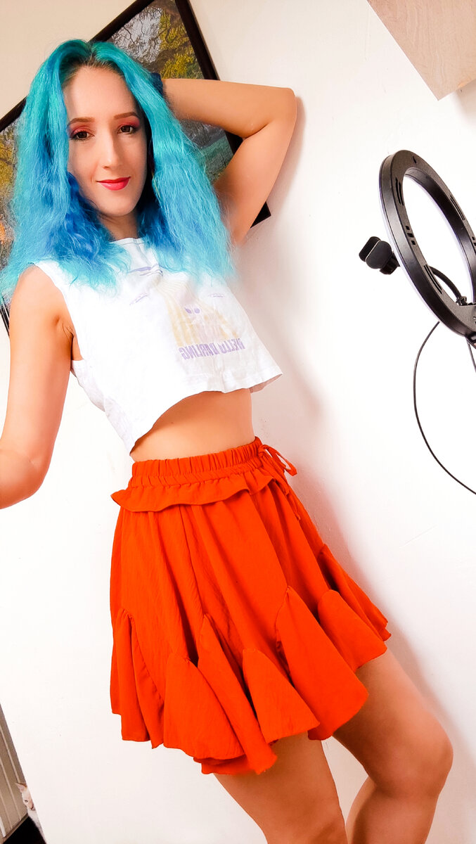 Примерно так хожу мимо школы))